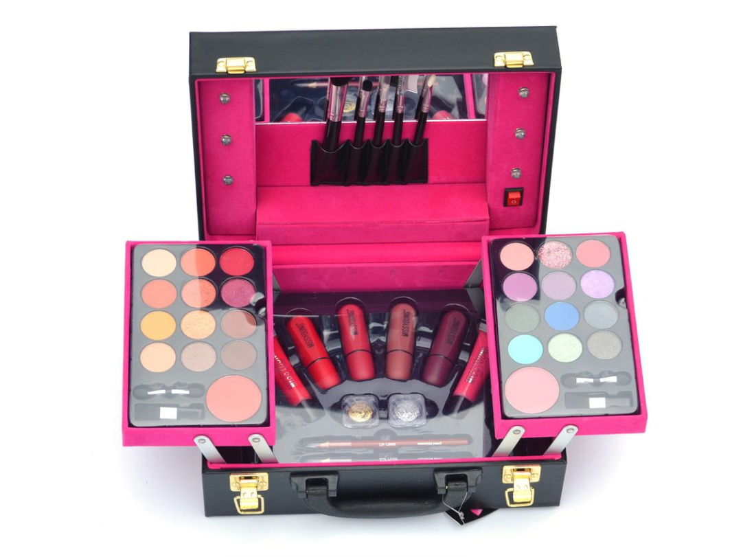 47 Piece Makeup Case GM20184 - black